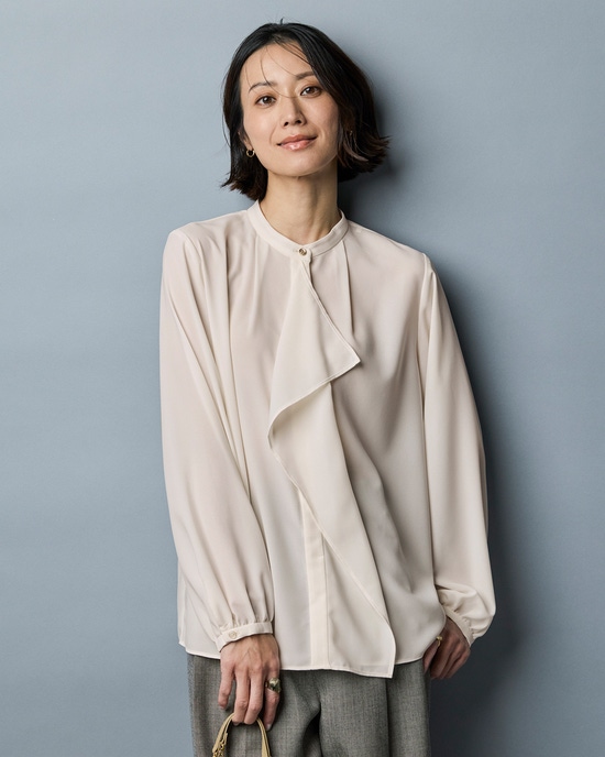 クレールジョーゼット・ラッフルブラウス