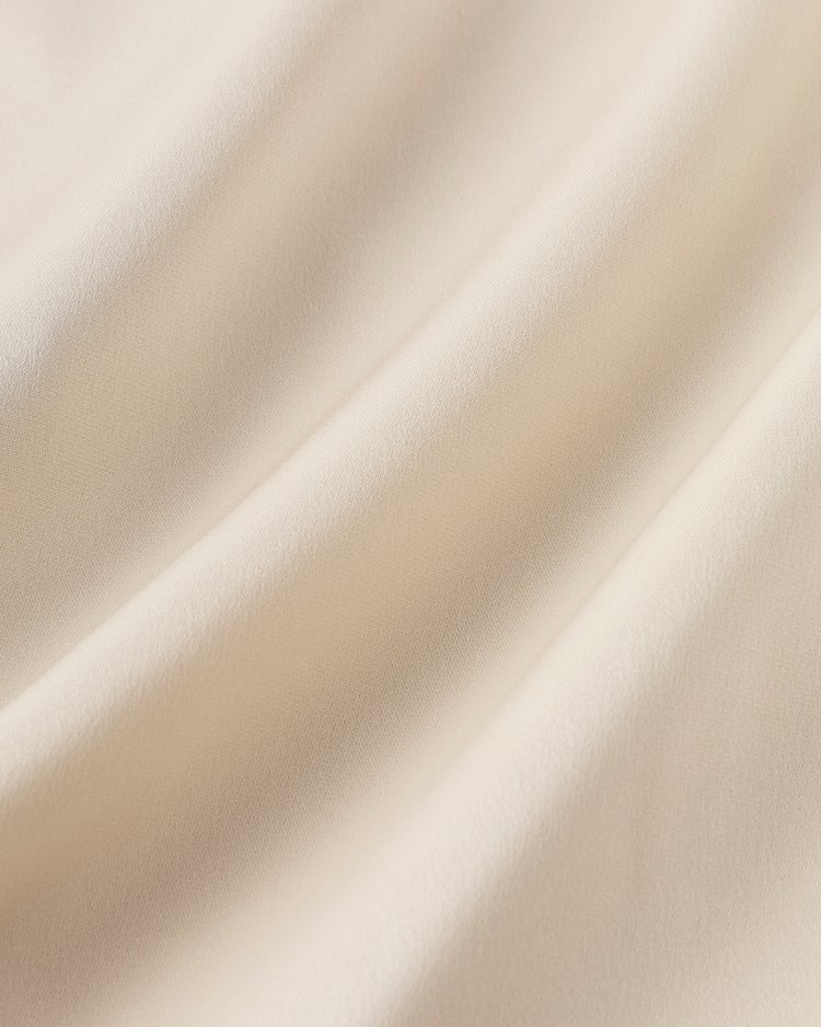 サテンストレッチ・立体Vネックブラウス 詳細画像 ストーン 3