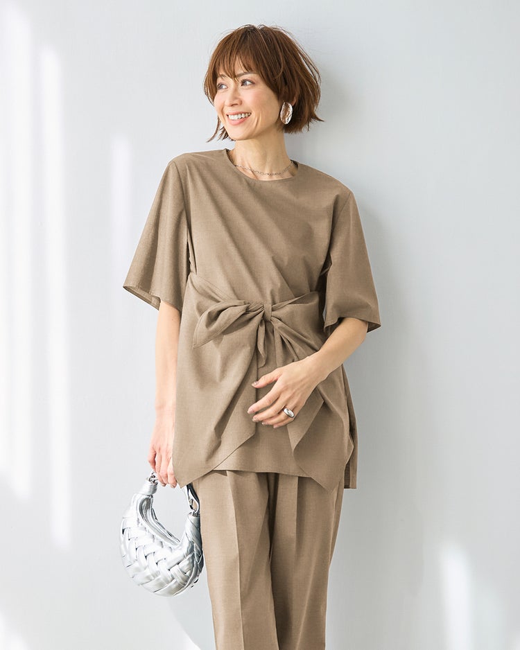 ストレッチビスコース・リボンTブラウス 詳細画像 ベージュ 1