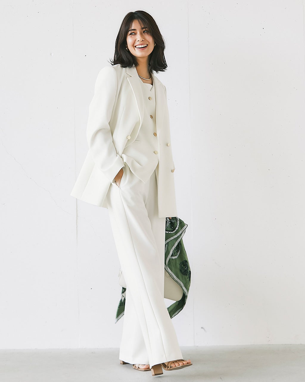 スポンジWクロス・ダブルブレストジャケット/DoCLASSE