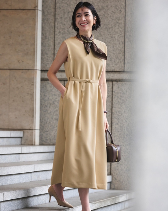 スポンジWクロス・ベルト付きワンピース