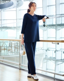 ライトダンボールニット・スティックパンツ