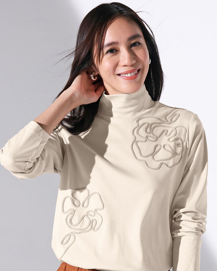 超長綿ハイネック／フラワーモチーフ 詳細画像 ライトグレー 1