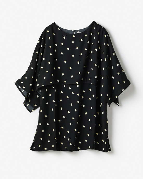 バックサテンジョーゼット・ケープブラウス