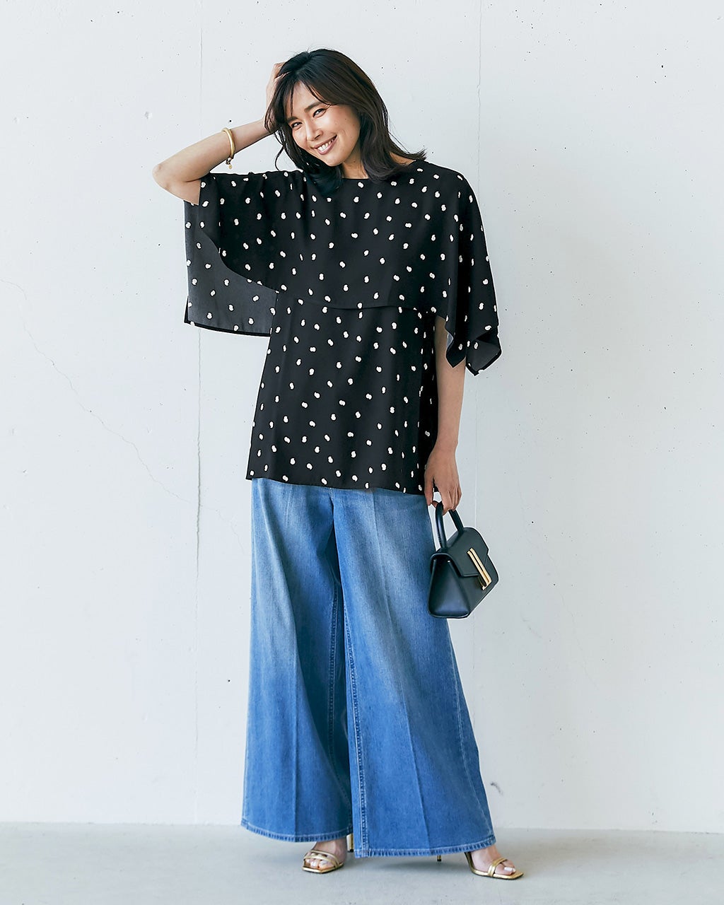 ella バックケープブラウス バックサテンジョーゼット・ケープブラウス/DoCLASSE
