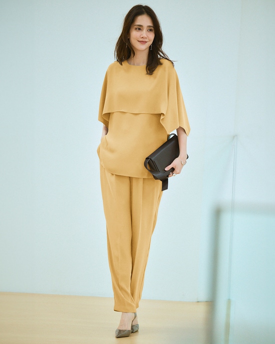 バックサテンジョーゼット・ケープブラウス