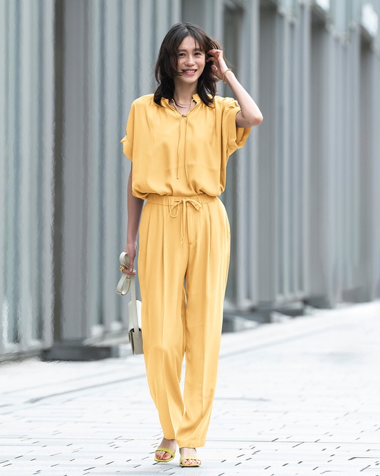 バックサテンジョーゼット・ドロストブラウス