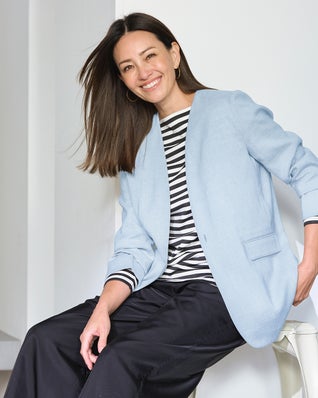 リネン混ストレッチ・ノーカラージャケット