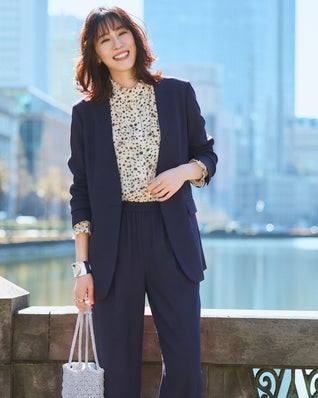 リネン混ストレッチ・ノーカラージャケット