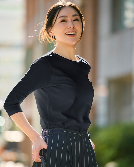 ビジュークルーネック・DoT