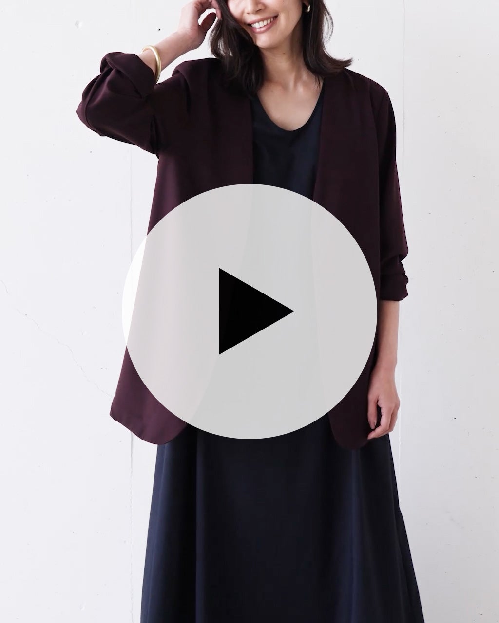 SARARI Air・ノーカラーVジャケット 動画サムネイル