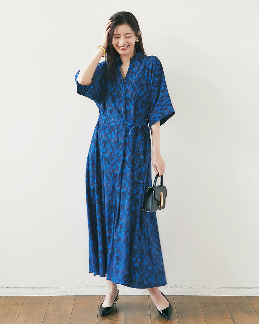 SARARI Air・キーネックドレス／ロング/DoCLASSE