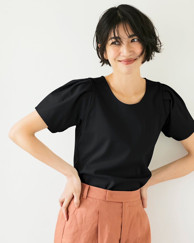 タックパフスリーブ／半袖・ドゥクラッセTシャツ 詳細画像 ブラック 1