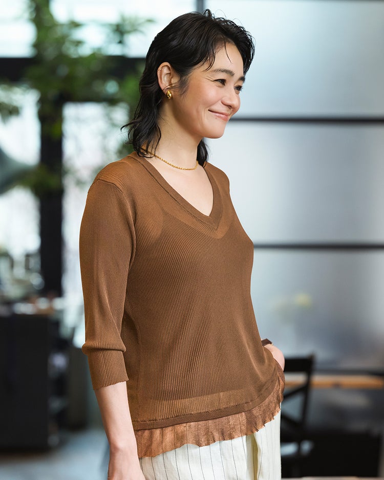シアーリブ・裾フリルトップス／Vネック 詳細画像 ブラウン 1