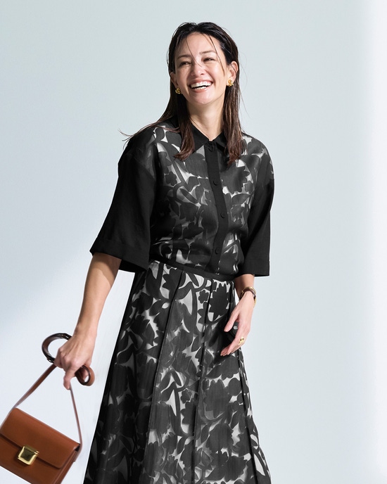 シアーオパール・半袖ブラウス