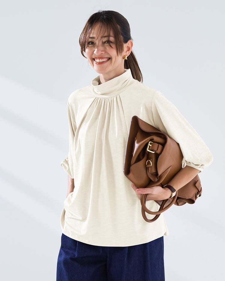 UVスラブ・フレアハイネック／5分袖 詳細画像 オフホワイト 1