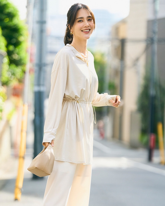UVスラブ・ロングフーディ