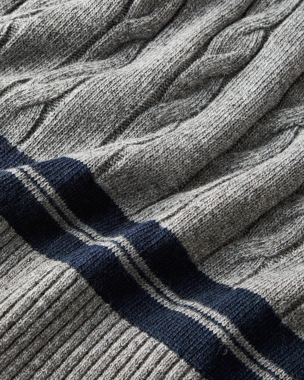 チルデンVネックセーター/DoCLASSE