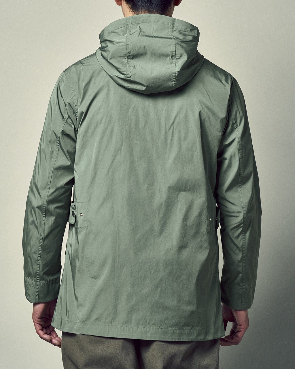 軽量リバーシブル8ポケットパーカ/DoCLASSE