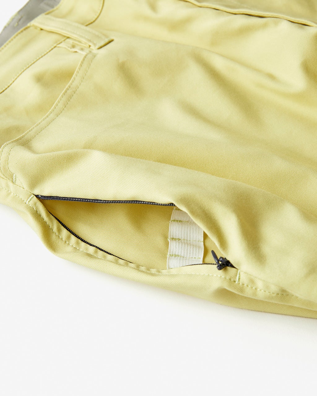 新品未使用　WAAC ストレッチ　撥水性 ホワイトパンツ　春夏秋用 楽天市場】撥水ストレッチタックワイドパンツの通販