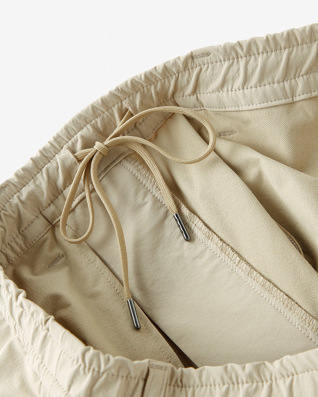 【関税込み】District Vision ベージュ ジッパー スポーツパンツ ネコポス不可)デサント(DESCENTE) MoveSport FRENCH TERRY