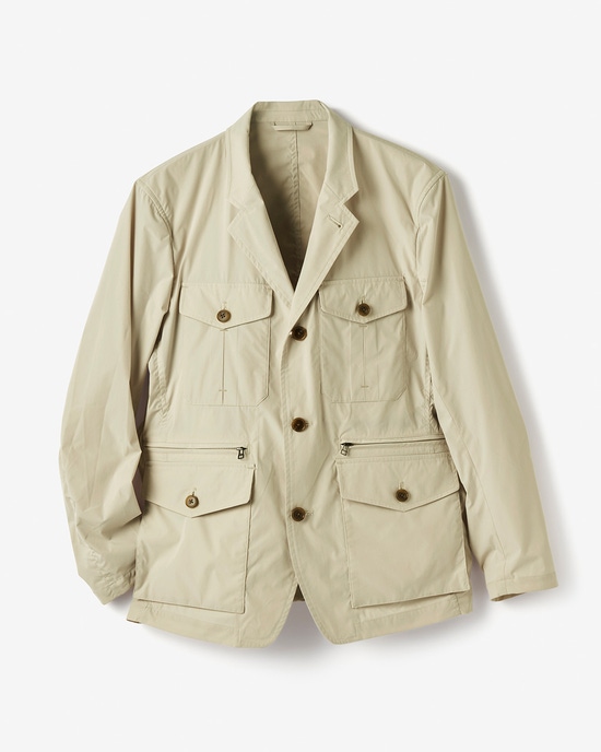 軽量・撥水トラベルジャケット