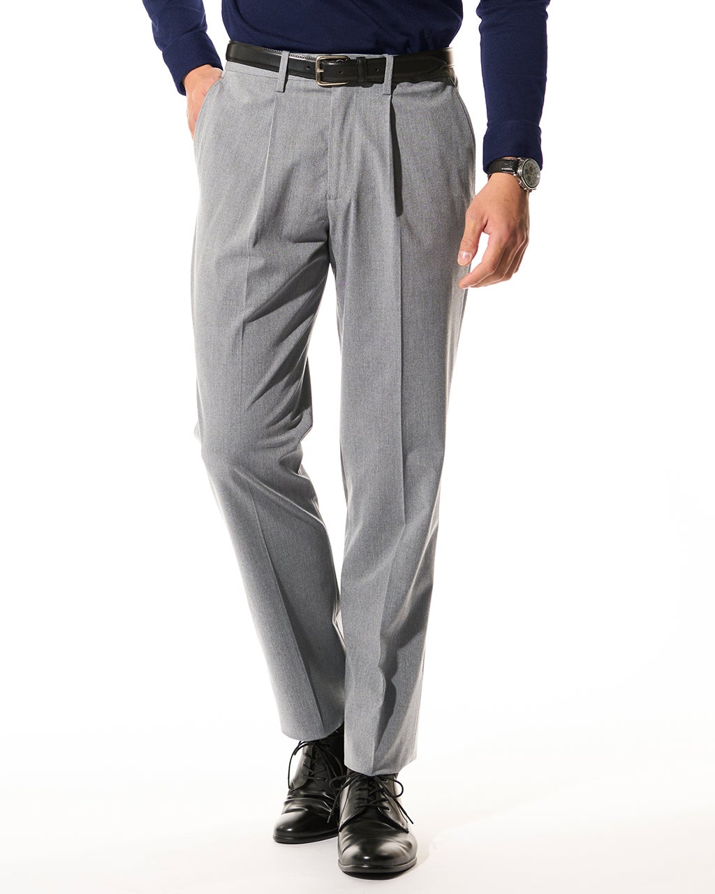 洗っても折り目を保つスラックスストレートワンタック/40代50代からの