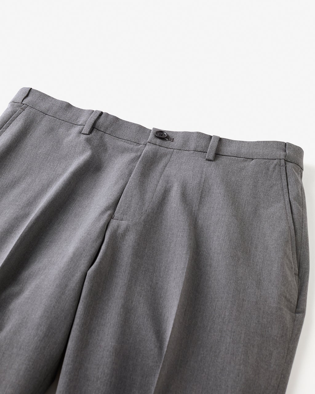 洗っても折り目を保つスラックス伸快適ウエスト/DoCLASSE