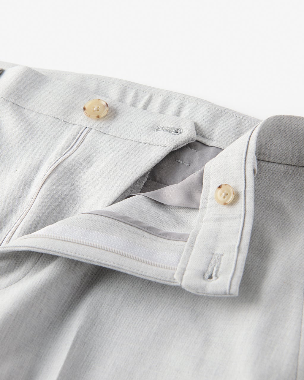 新品タグ付✨EPOCA UOMO パンツ　尾州産生地　先染めリネン　高級感 Safari5月号掲載＊マルチファンクションパンツ