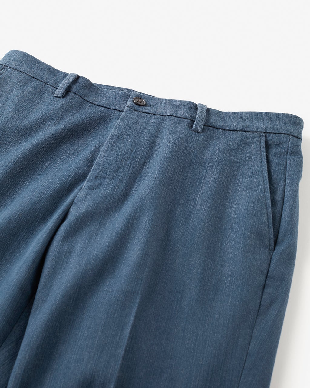 洗っても色あせにくいデニム風スラックスノータック/40代50代