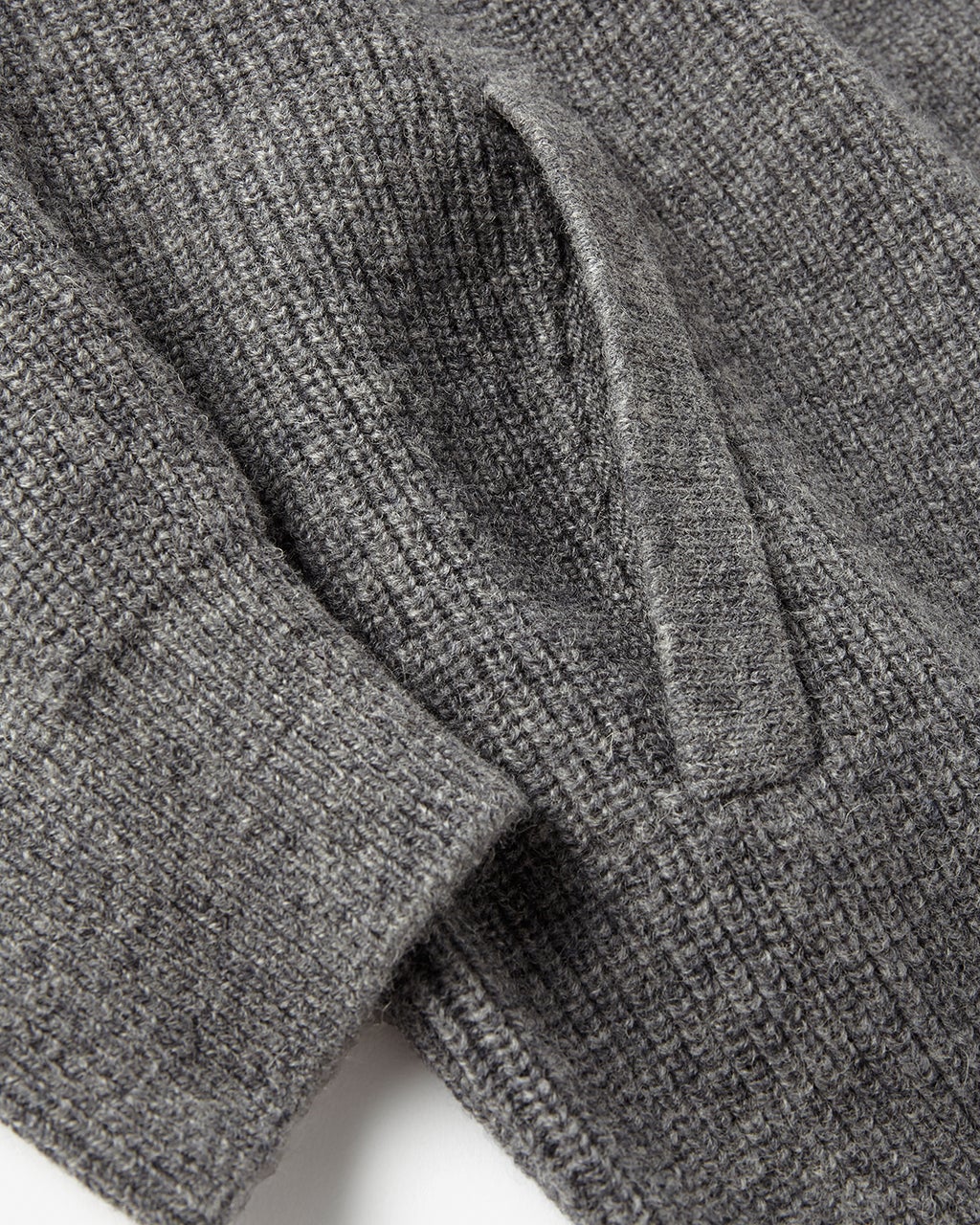 柔らかウール100％ミニショールカーディガン/DoCLASSE