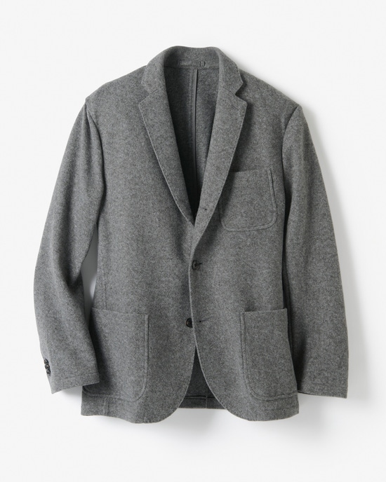 肩周り快適設計ジャケット・ふんわりソフト生地