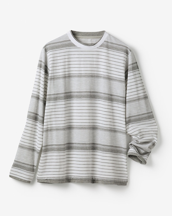 重ね着風・立体編みボーダーセーター