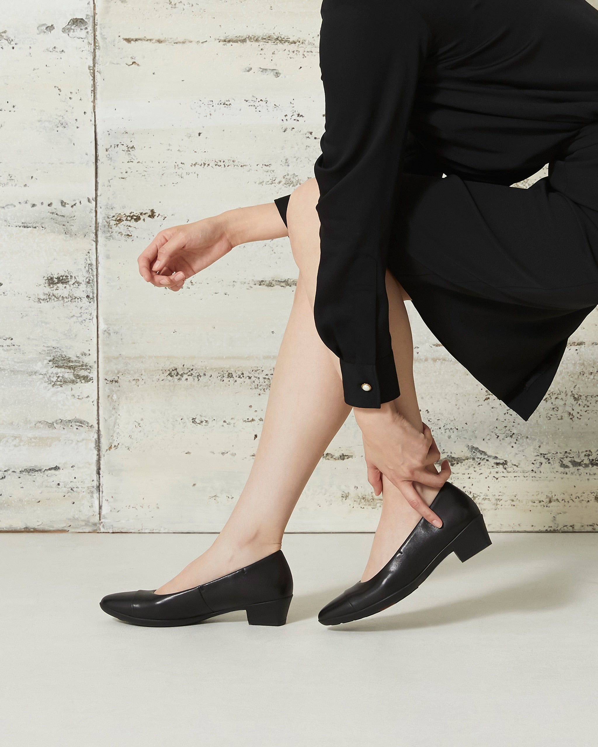 ニーカー フィットフィット Locomall ロコモール 通販 Paypayモール Fitfit 配色スクエアヒールパンプニーカー グレー ブランド公式 ヒールは