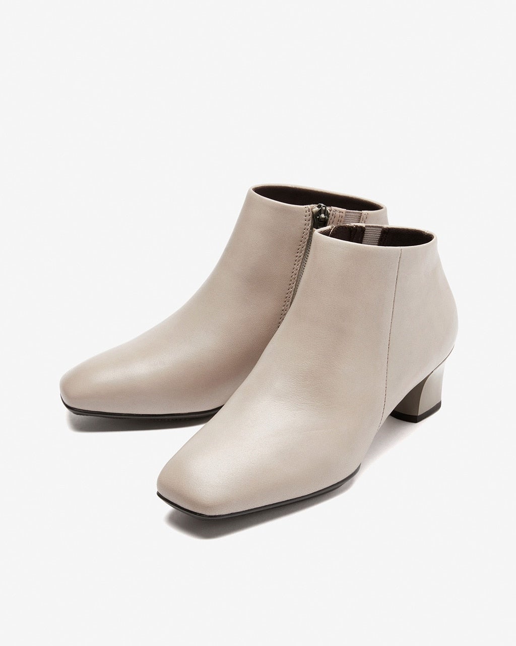 クリーニング済deuxième Classe ショートPT WHT - パンツ