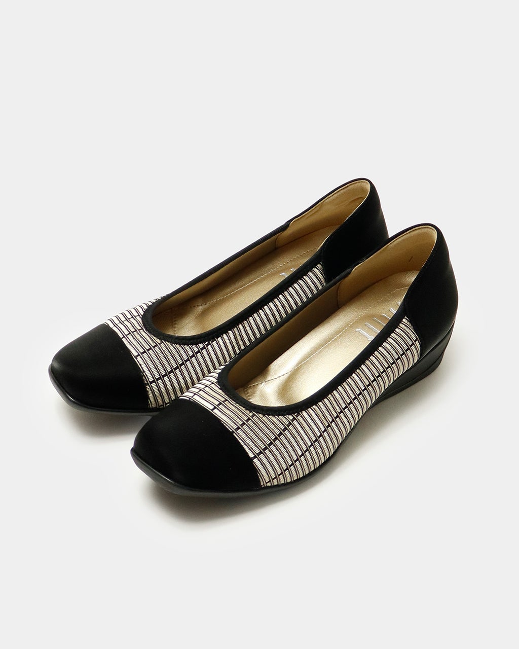 マリラブ様専用】 fitfit ストラップ付き黒靴 商品検索 -レディース