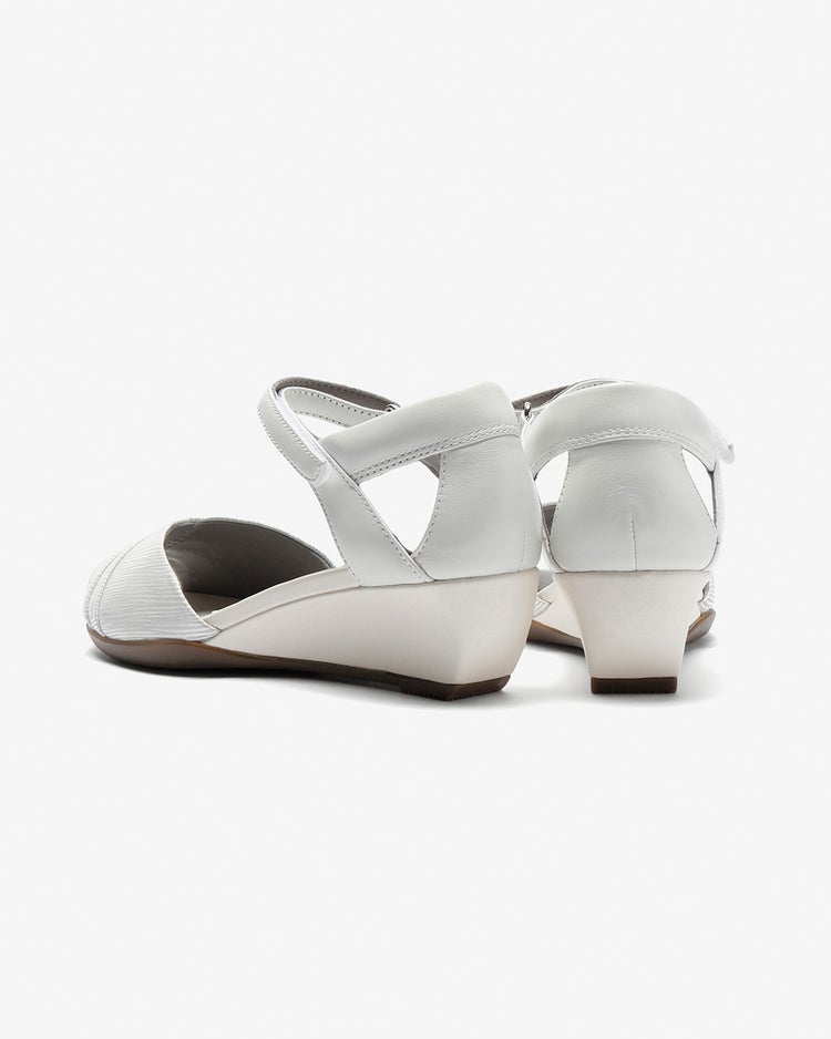 ストラップサンダル2 詳細画像 ホワイト・パターン 2