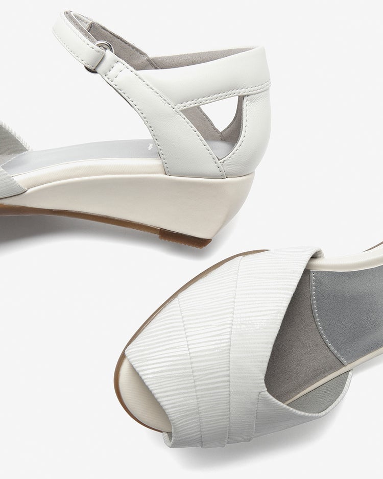 ストラップサンダル2 詳細画像 ホワイト・パターン 6