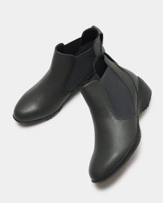 レザーサイドゴアアンクルブーツ