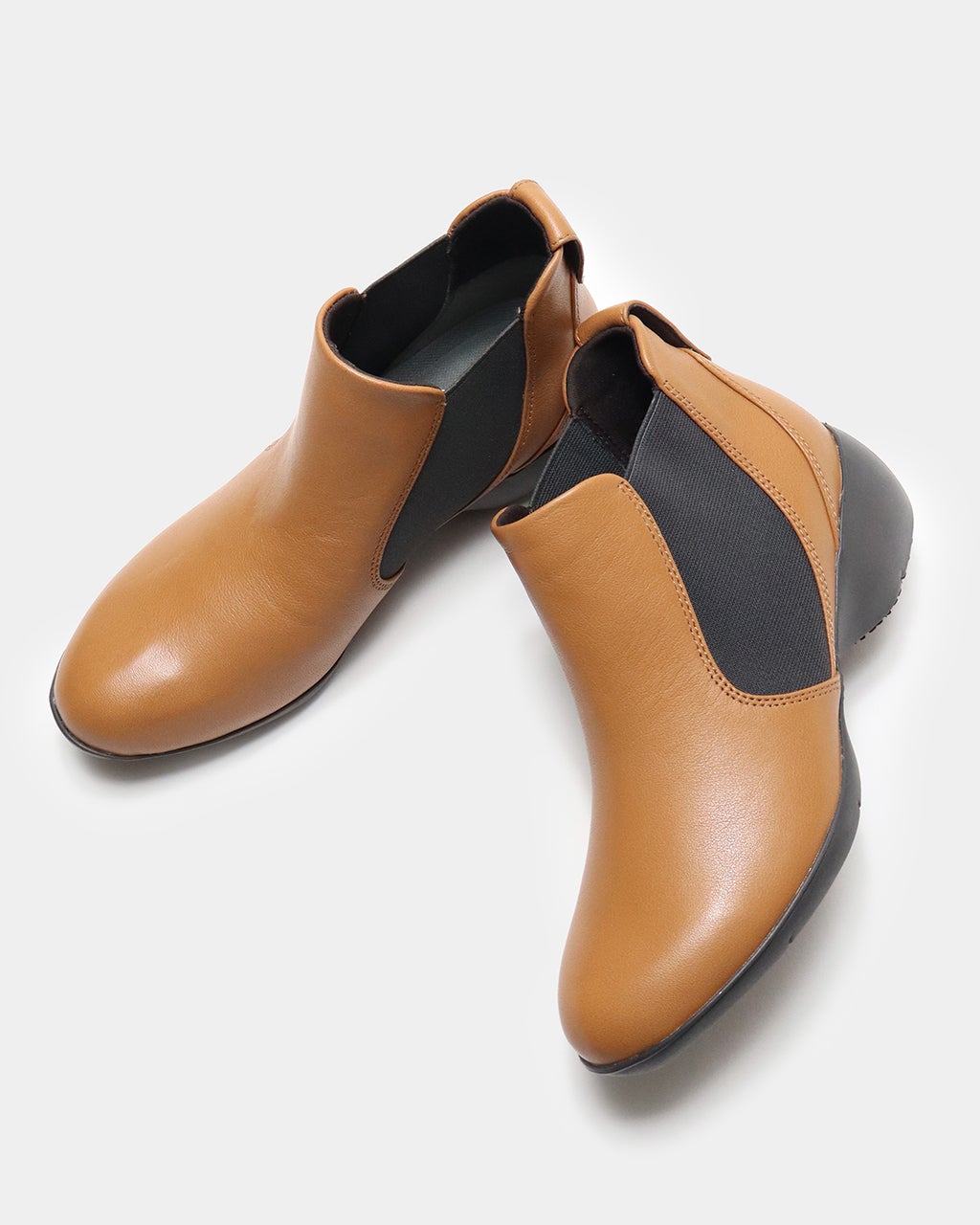 レザーサイドゴアアンクルブーツ