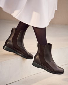 ライトウェイトストレッチショートブーツ