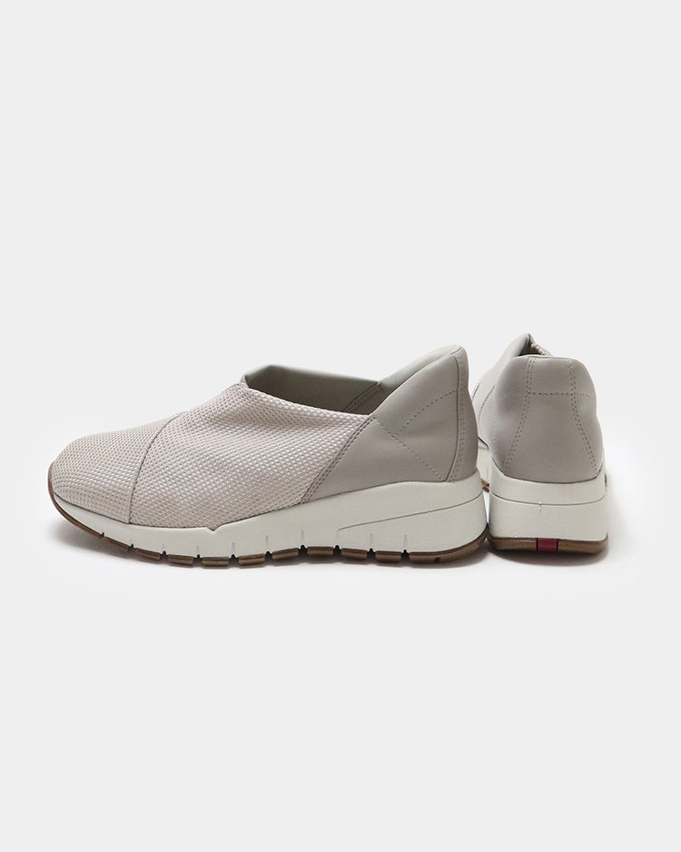 ハンズフリークロスインステップスニーカー 詳細画像 グレージュ 3