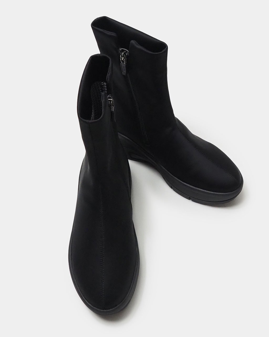 2024AW 美品 ラエフ ドライギャバストレッチジレ 黒 size2S