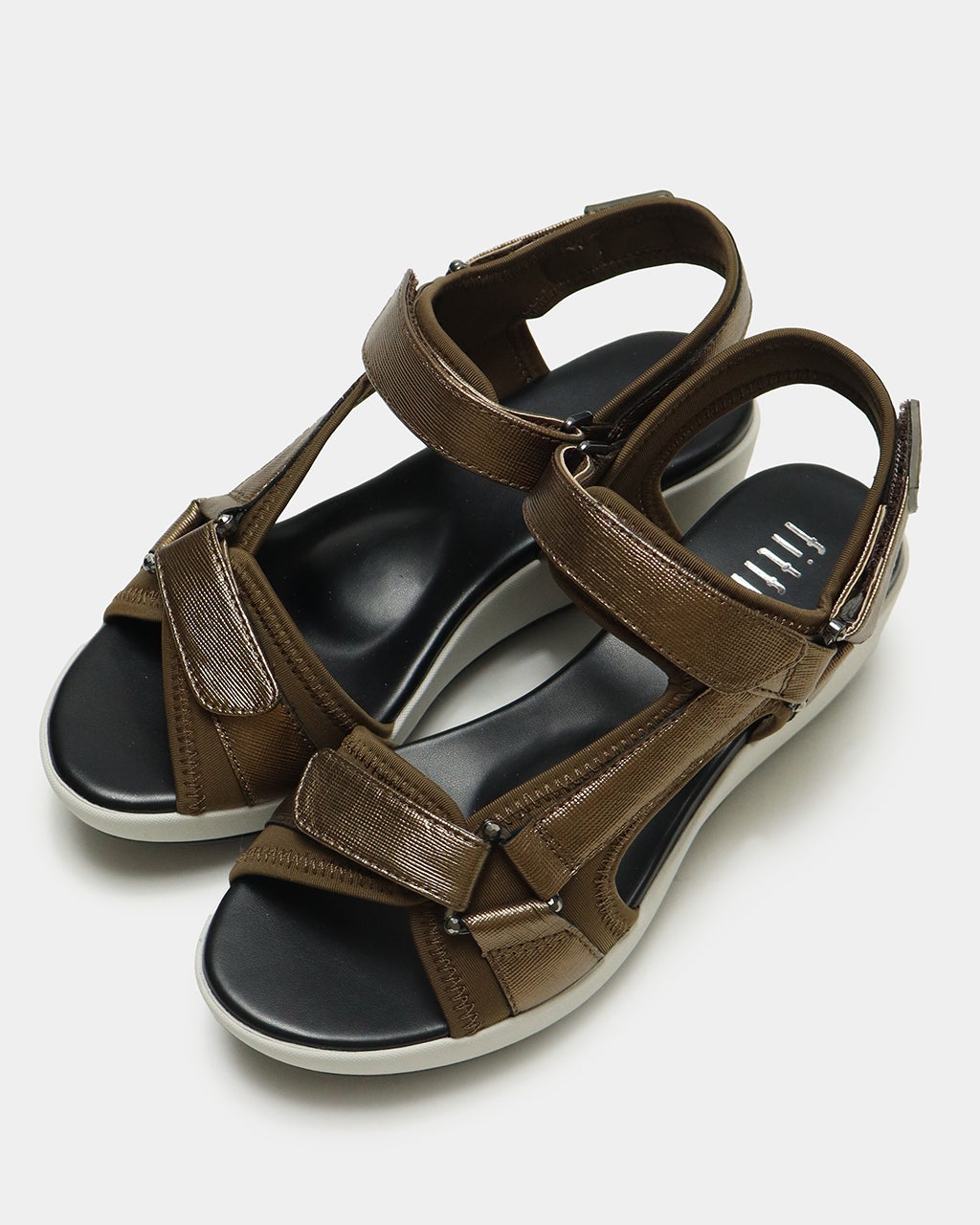 厚底3ベルトサンダル/40代50代からのレディースファッション通販 DoCLASSE