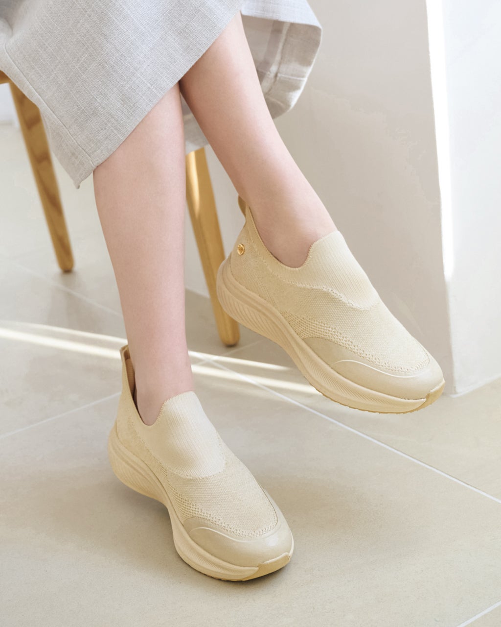 透湿防水スリッポンスニーカー550