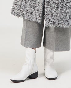 ソフトレザーブーツ900