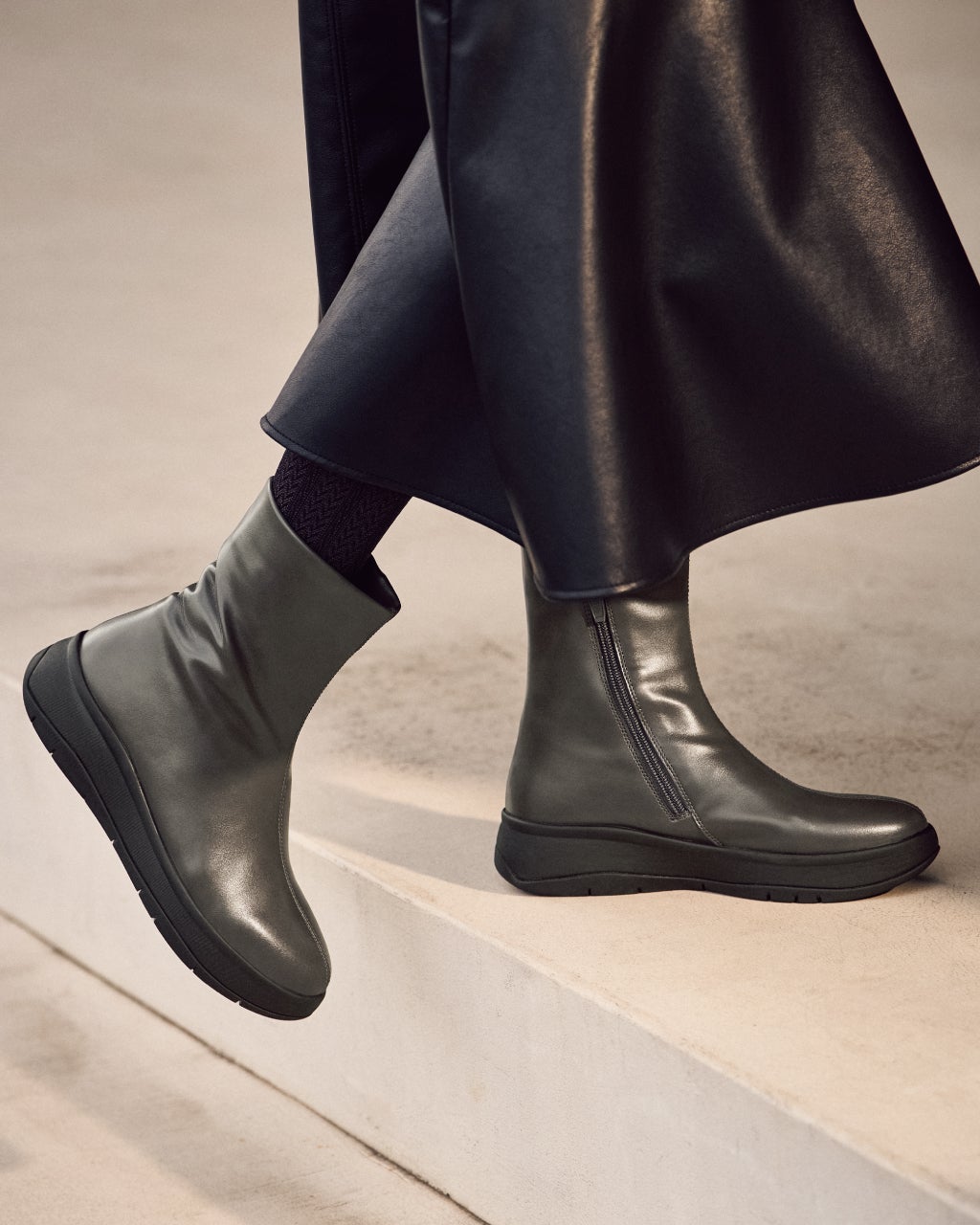 fitfit(フィットフィット)のレディース ブーツ（グレー）一覧/40