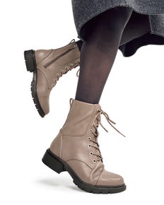 ボリュームソールレースアップブーツ 210