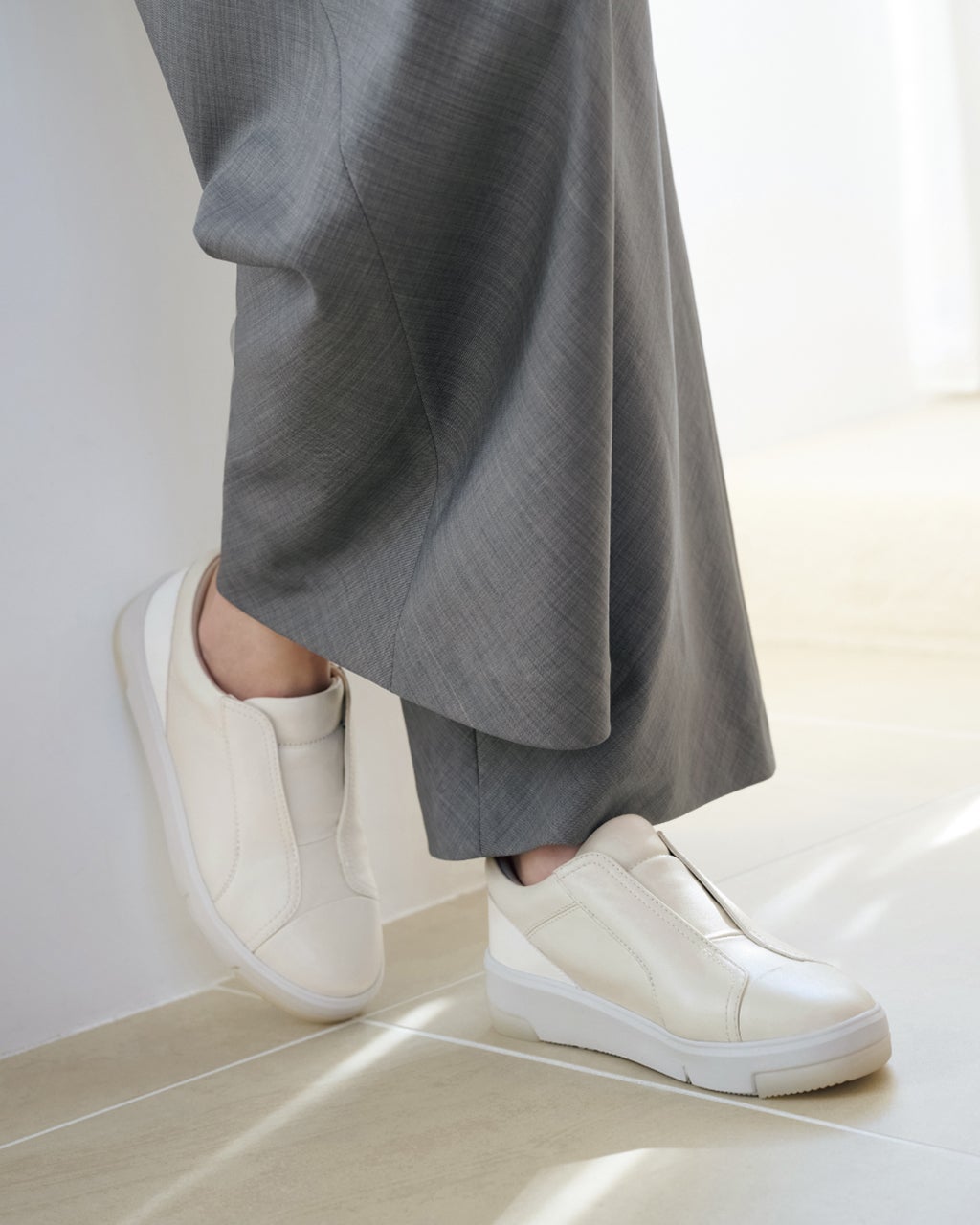 スリッポンレザースニーカー701/DoCLASSE