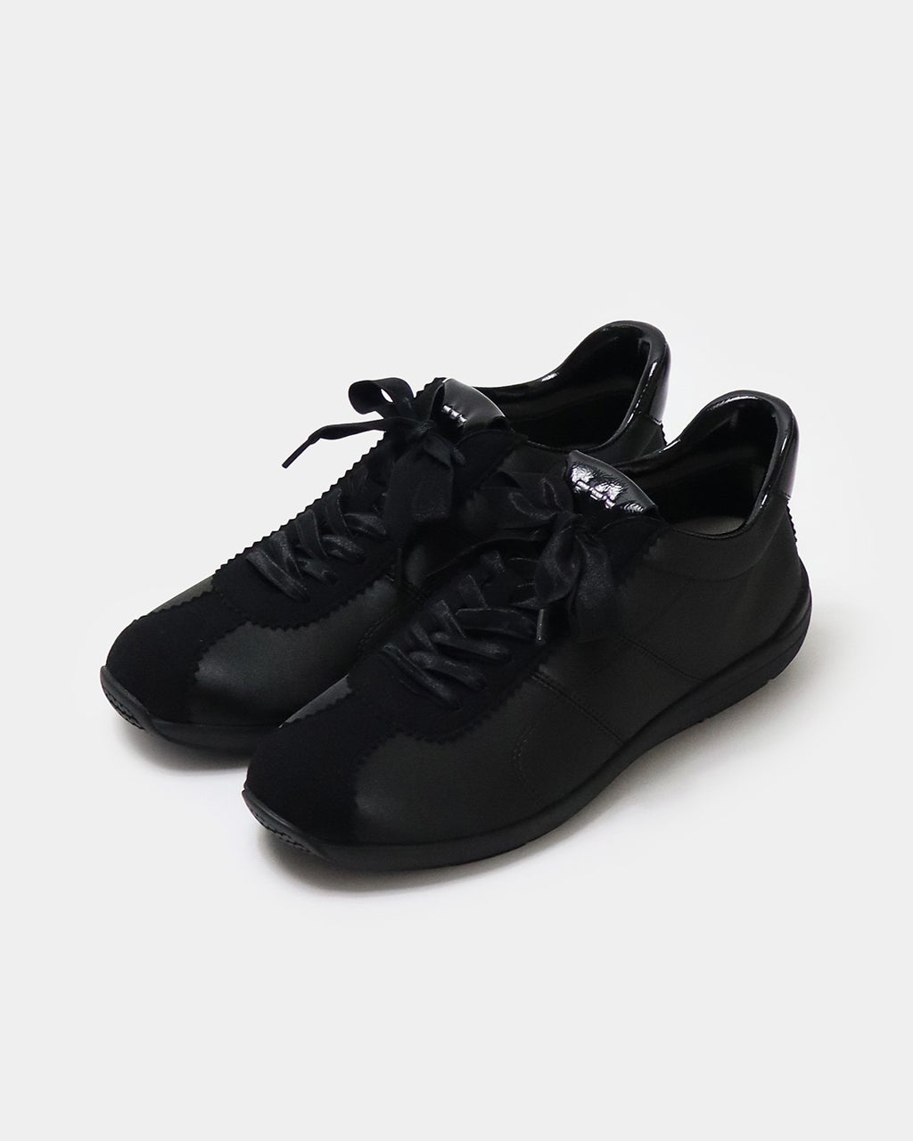 fitfit(フィットフィット)のレディース フラットシューズ一覧/40代50代